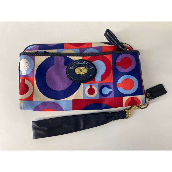 COACH 42178 LARGE COACH MULTI COLOR SIGNATURE NYLON WRISTLET - Picture 1 of 16